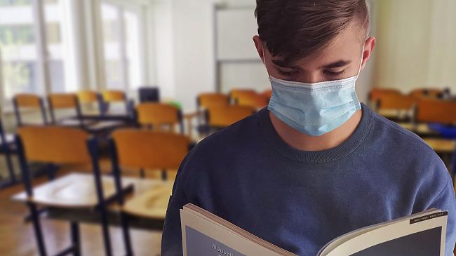 Lunedì 10 gennaio niente rientro in classe per gli studenti siciliani