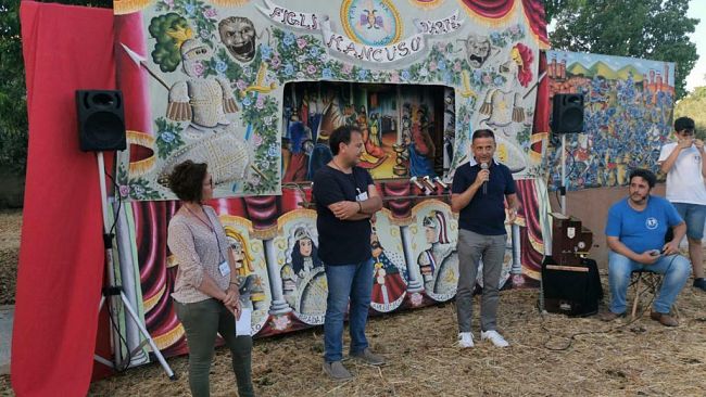 Buona la prima! Inaugurato il Festival del Teatro di Paglia