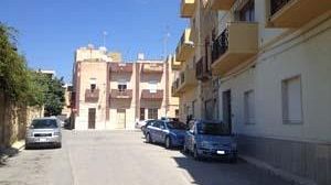 E’ mistero sul cadavere di un uomo rinvenuto in via Verona, nel quartiere della Marina.