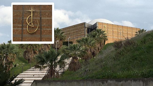 Gibellina: il nuovo crocifisso adorna la Chiesa Madre