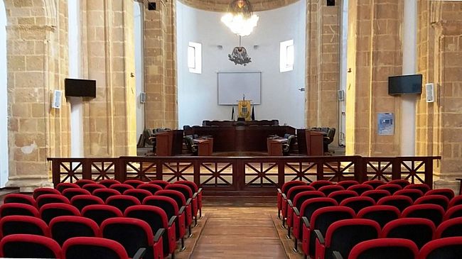 Mazara, oggi alle 16 seduta di prosecuzione del Consiglio comunale