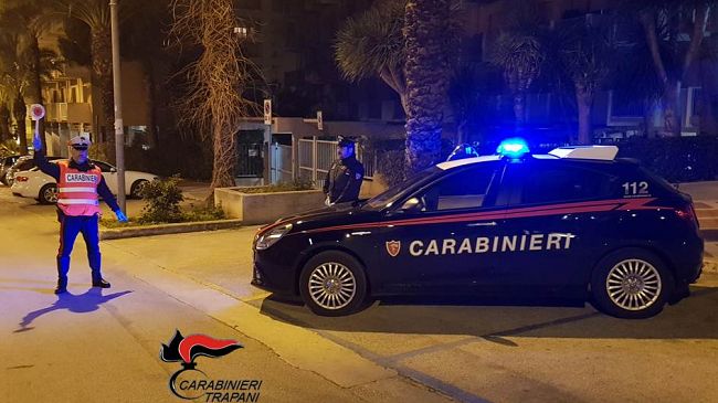 Trapani, due denunciati dai carabinieri per furto e ricettazione 