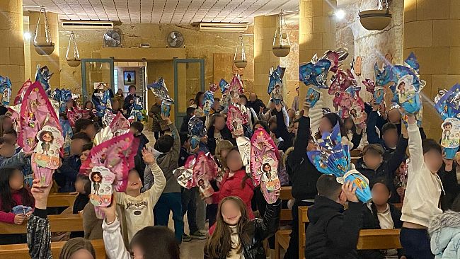 Pasqua col sorriso, l’Interact dona un sorriso