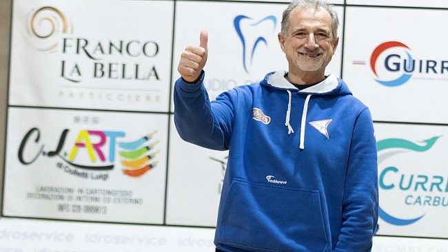 Serie B , lo Scalia Sciacca Volley presenta il nuovo allenatore Tani Frinzi Russo