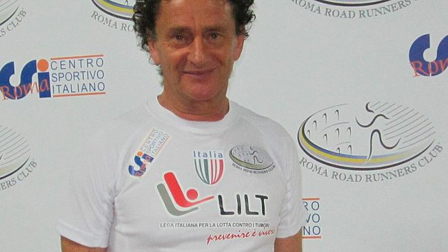 L’atleta mazarese Pino Pomilia corre in Campania per sostenere la battaglia contro i tumori al seno