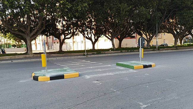 Trapani, attraversamenti pedonali più sicuri grazie alle isole artificiali