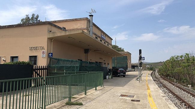 ​Linea ferroviaria Trapani-Palermo via Milo, appello dei pendolari alla Regione e a Trenitalia