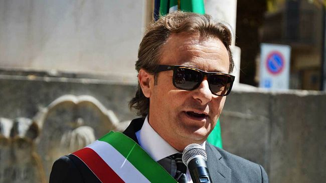 castelvetrano-gli-auguri-alla-citta-dal-sindaco-viviamo-una-comunita-compromessa-dal-cancro-mafioso
