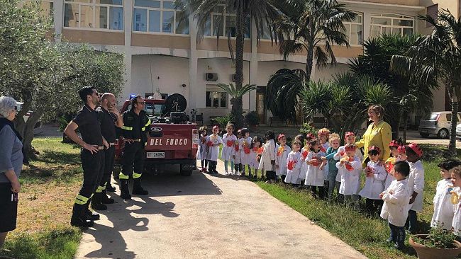 Mazara, Pompieri per un giorno: l’avventura dei bambini della Scuola dell’Infanzia “Sacro Cuore”