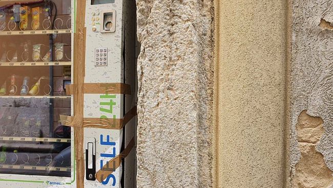 Trapani, nuovi episodi di microcriminalità: danni a bar e farmacia del centro