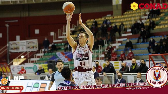 Celis Taflaj saluta Trapani