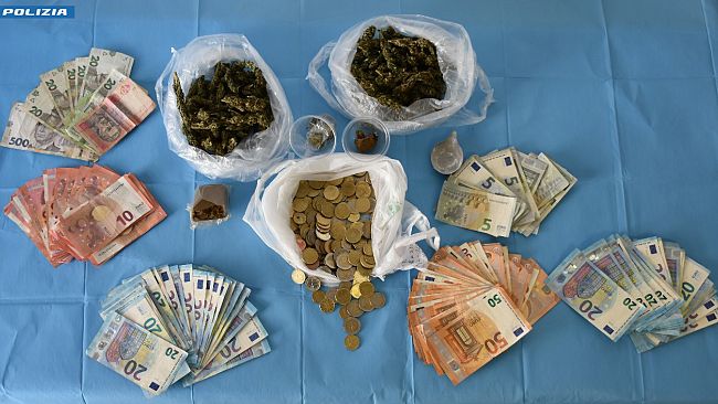 Marsala, 25enne in manette per detenzione ai fini di spaccio di marijuana ed hashish