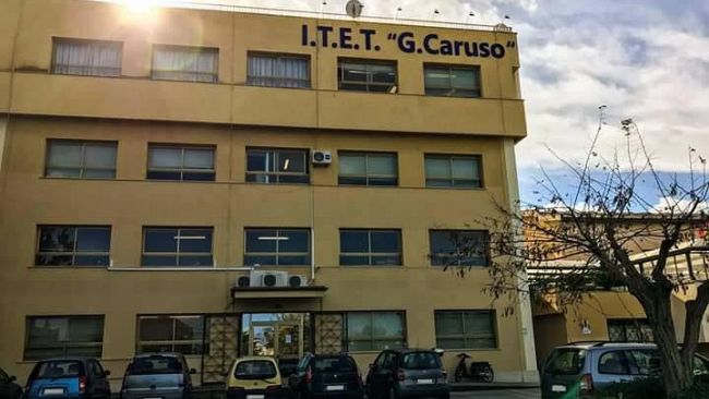 alcamo-aggressione-allistituto-caruso-fracassi-e-rizza-cgil-fare-piena-luce-su-quanto-accaduto