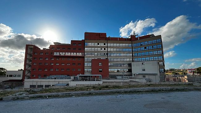 Marsala, pronto soccorso shock, paziente gravissima lasciata 12 ore in sedia a rotelle