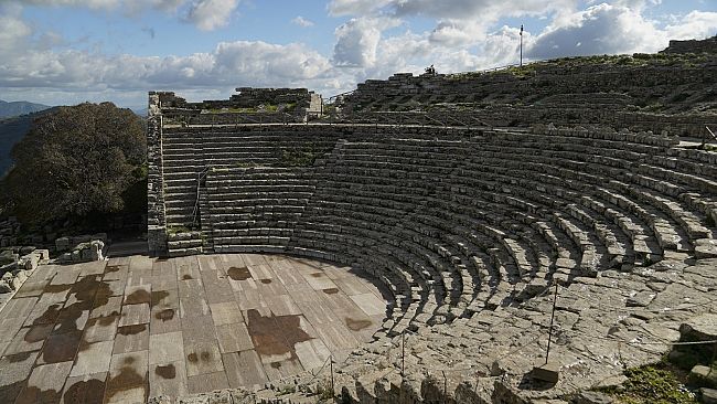 Un’esperienza musicale al Teatro Antico di Segesta con il progetto Medithéâtres