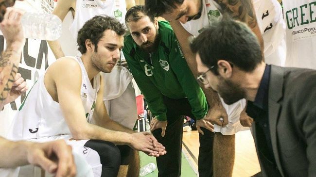 Il Green Basket conferma il giovane coach mazarese Giorgio Bonanno per la stagione 2015/2016.