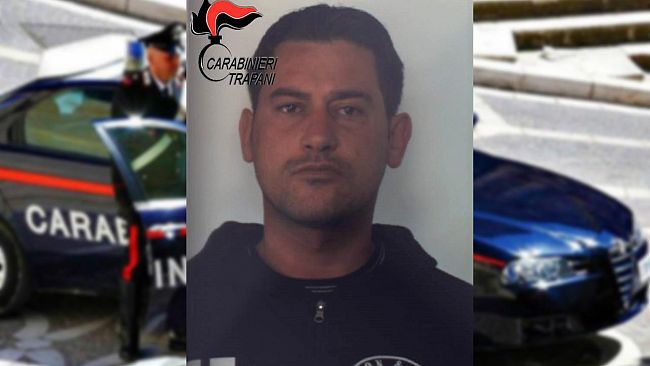 Marsala: aggredisce i Carabinieri. Fermato con lo spray al peperoncino