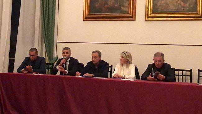 Adozioni, siglato protocollo d’intesa tra il comune di Trapani e l’Ass. “Hands For Adoptions”