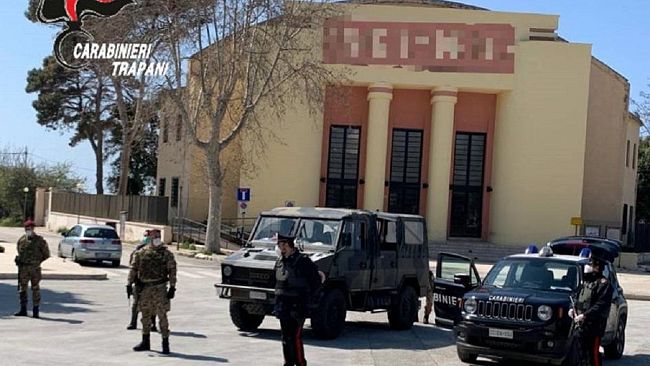 Da Castelvetrano a Marsala per vendere la droga. Denunciato dai Carabinieri un nigeriano
