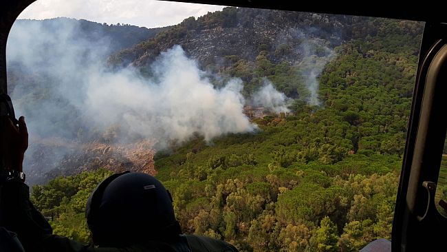 82° C.S.A.R., intervento antincendio nel palermitano 