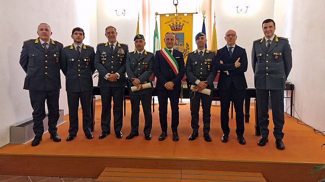 Mazara, evitarono una tragedia sull'A29, encomi dal Comune di Mazara per due agenti di scorta del procuratore Vella