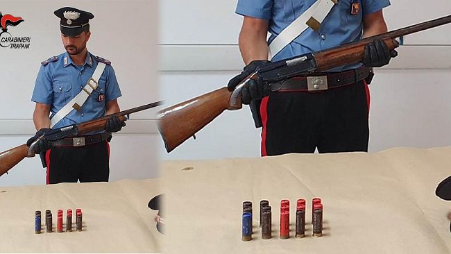 Mazara del Vallo: rinvenuto dai Carabinieri fucile semiautomatico e munizioni