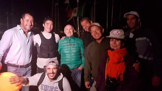 VIDEO – L’arrivo a Mazara dell’olimpionico tunisino Youssef Akrout: 18 ore la traversata di 150 km in laser