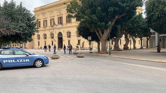 VIDEO – Trapani, cessato l’allarme bomba. La chiamata era giunta dal Nord Italia