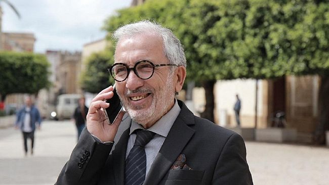 Giuramento per gli assessori di Alfano e sabato tutti a pulire il cimitero