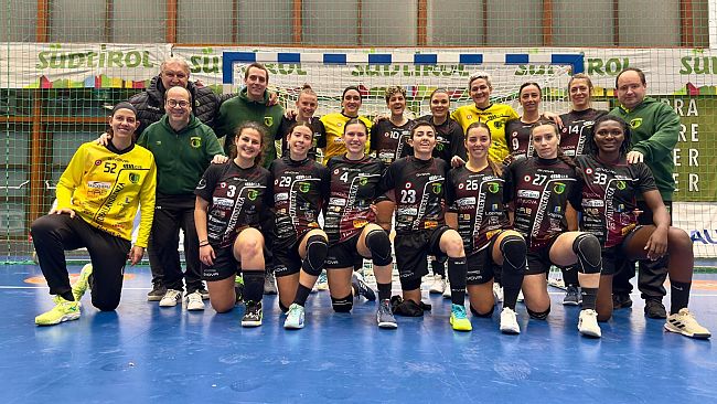 Brixen Sudtirol-AC Life Style Handball Erice 22-34, le Arpie sole al comando