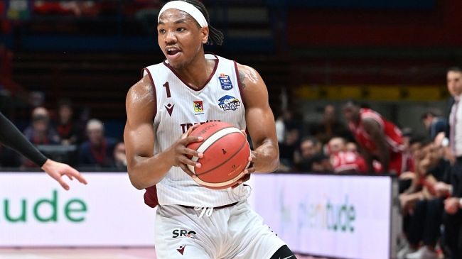 Trapani Shark , storica vittoria in casa dell'Olimpia Milano
