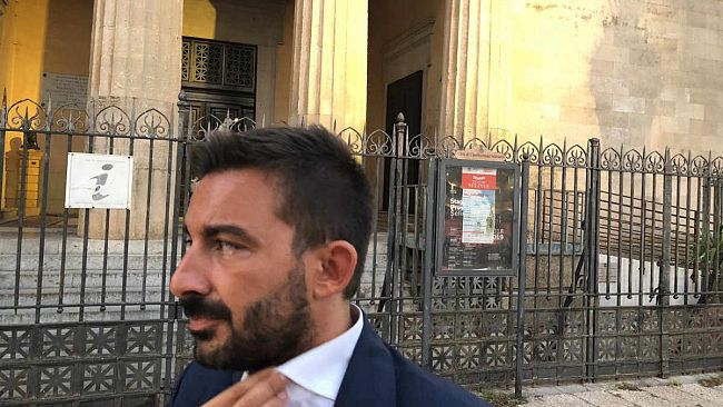 VIDEO – Appello a Lorenza figlia di Messina Denaro dalla mafia si può uscire