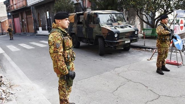 Sisma in Sicilia, l’Esercito al fianco dei cittadini