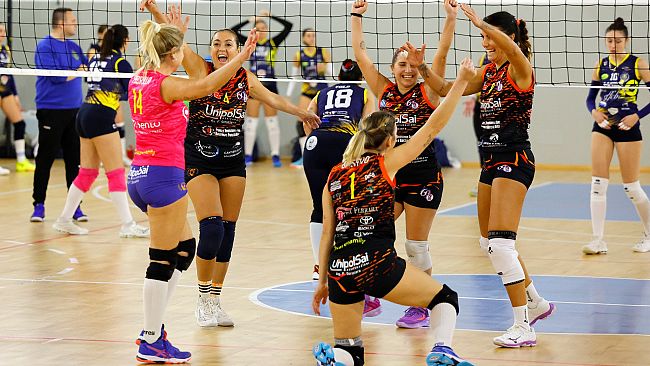 Volley, l'Entello sogna in grande: vittoria al tie-break e primo posto in classifica