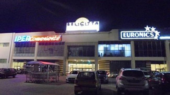 Il supermercato del Centro commerciale Belicittà riapre dopo sei mesi: accordo per la riassunzione dei lavoratori  
