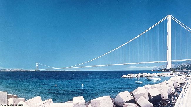 La Sicilia e il ponte sullo stretto.