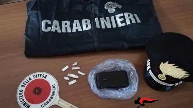 Trapani: fermato con hashish in mezzo alla carne. Arrestato dai Carabinieri