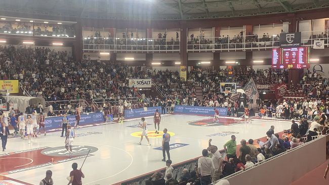 Trapani Shark-Reggio Emilia, ospiti avanti all’intervallo