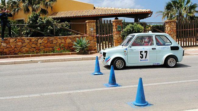 CUSTONACI – Per lo slalom auto circa 90 gli sfidanti per la vittoria finale