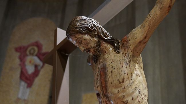 Alcamo. Restaurato il Crocifisso del Bonifato