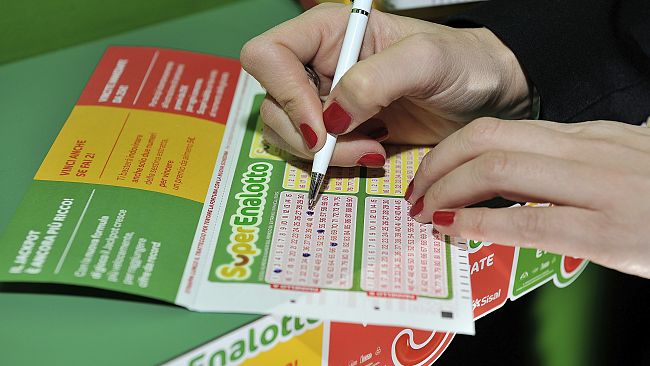 Marsala, ​SuperEnalotto: centrato un “5” da 20mila euro