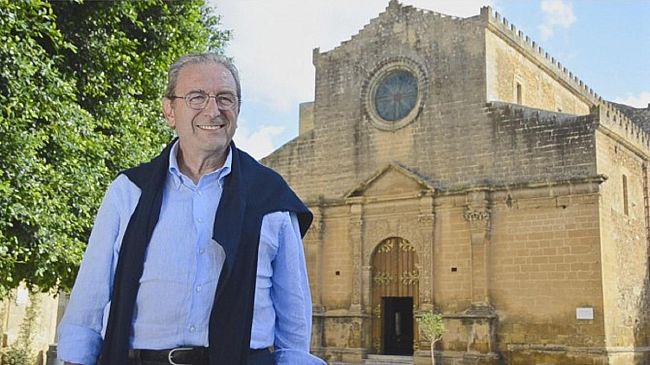 L’ex sindaco Gianni Pompeo colpito da un grave malore