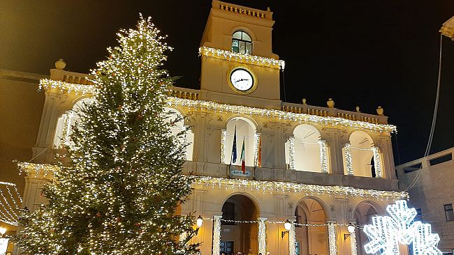 Marsala, ​Orologio di Palazzo VII Aprile: le precisazioni dell'Amministrazione comunale