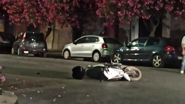 Trapani, incidente nella notte tra un’auto ed uno scooter