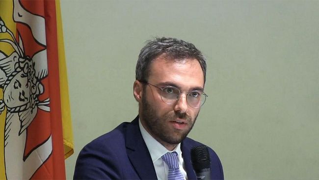 Il Sindaco Surdi nomina un esperto in comunicazione: è l'alcamese Mario Calvaruso