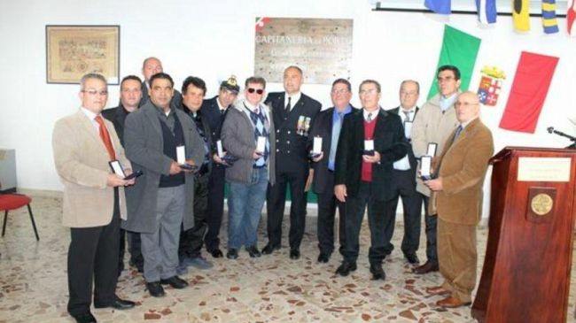 Medaglia al valor civile agli “angeli del mare”
