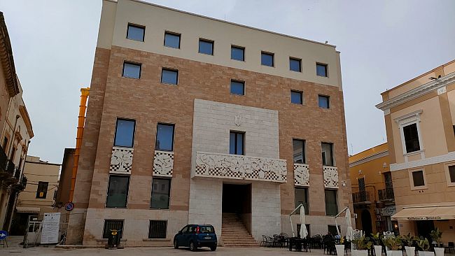 Mazara, palazzo comunale di piazza Repubblica: quando sarà riaperto alla Citta?