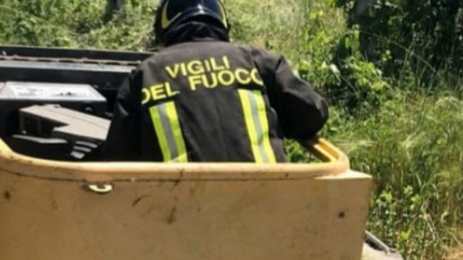 Escavatore si ribalta. Perde la vita un uomo a Santa Margherita Belice