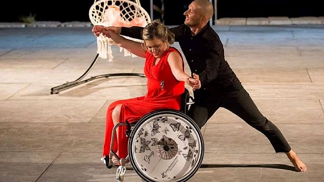 Questa sera a Marsala torna in scena “Pina Volante” di Giacomo Bonagiuso