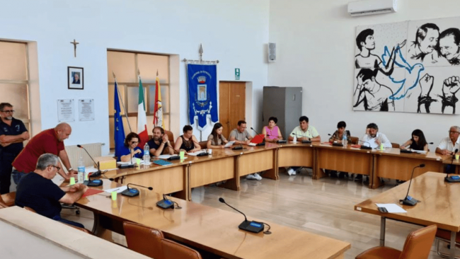 Petrosino, approvata mozione a sostegno del settore vitivinicolo trapanese